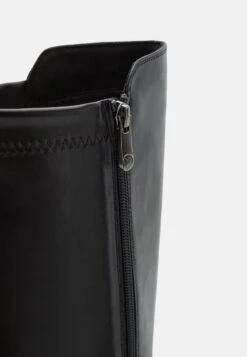 Marco Tozzi Stivali Con PlateauBlack Donna Stivali M3111A1M9-Q11 -Vendite Scarpe Donna 0bf4698a96024e2a876db2961a9d20aa