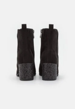 Marco Tozzi StivalettiBlack Donna Stivaletti M3111N12Z-Q11 -Vendite Scarpe Donna 10ae2330c0d84e4e9b1cc57d16963298