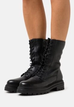 Marco Tozzi Stivaletti StringatiBlack Donna Stivaletti M3111N0A8-Q11