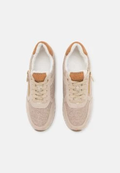 Marco Tozzi Sneakers BasseEcru Comb. Donna Sneakers M3111A1FW-B11 -Vendite Scarpe Donna 40c86fa4e62a4323b2bdd16a3ed9eed8