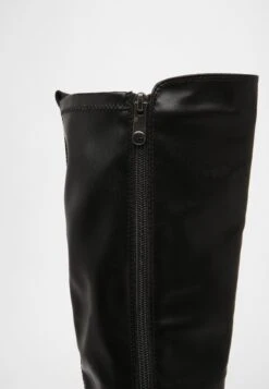 Marco Tozzi Stivali Con PlateauBlack Donna Stivali M3111A154-O11 -Vendite Scarpe Donna 73ad0289ae674e20923290b72588b6d4