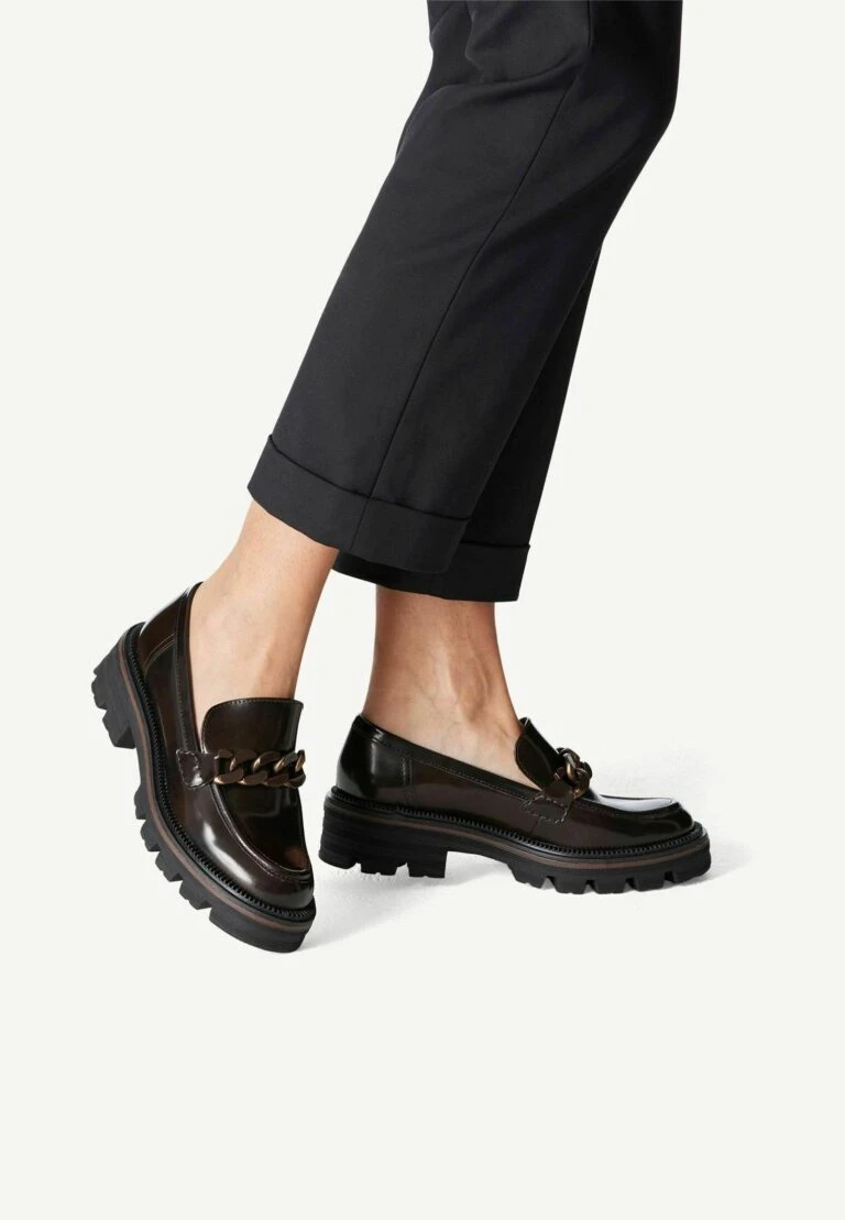 Vendite Scarpe Donna -Vendite Scarpe Donna 7bde2028b9a14f1986ce6280a4f693f6 768x1109 1