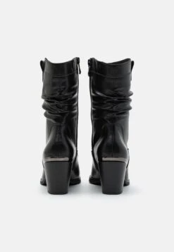 Marco Tozzi Stivaletti Texani / BikerBlack Donna Stivaletti M3111N130-Q11 11 Marco Tozzi Stivaletti Texani / BikerBlack Donna Stivaletti M3111N130-Q11 -Vendite Scarpe Donna 81cff6bb7cd4426986c3999c40687773