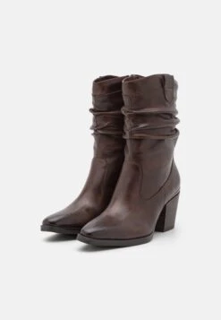 Marco Tozzi Stivaletti Texani / BikerCafe Donna Stivaletti M3111N130-O11 -Vendite Scarpe Donna 956ce4662f2e469fbd51f4380a1ffa32