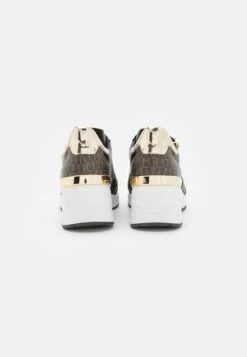 Marco Tozzi Sneakers BasseBlack Donna Sneakers M3111A1M0-Q11 -Vendite Scarpe Donna b32c51d932804d7a82bd4f2b77f15b81