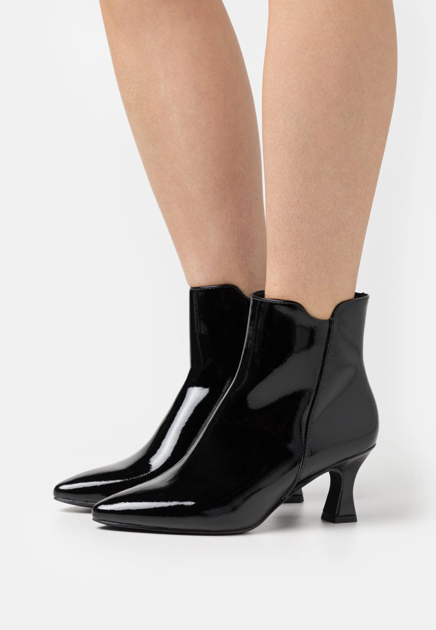 Marco Tozzi StivalettiBlack Donna Stivaletti M3111N10Y-Q11 3 Marco Tozzi StivalettiBlack Donna Stivaletti M3111N10Y-Q11