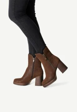 Marco Tozzi Stivaletti Con PlateauCafe Nubuck Donna Stivaletti M3111A1Q3-O11