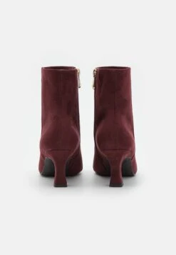 Marco Tozzi StivalettiBordeaux Donna Stivaletti M3111N10T-G11 -Vendite Scarpe Donna c1185cbaf8c644e9b9c8c25ede22b255