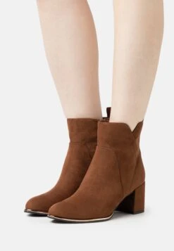 Marco Tozzi StivalettiCognac Donna Stivaletti M3111N10S-O11