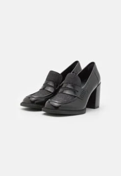 Marco Tozzi By Guido Maria KretschmerDecolletéBlack Donna Scarpe Con Tacco M3111B0L6-Q11 10 Marco Tozzi By Guido Maria KretschmerDecolletéBlack Donna Scarpe Con Tacco M3111B0L6-Q11 -Vendite Scarpe Donna d2b9b988d86e4844be068c066465493b