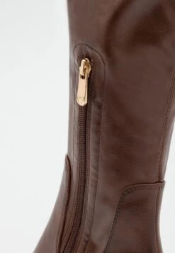 Marco Tozzi Stivali Con PlateauChestnut Donna Stivali M3111A1OJ-O11 -Vendite Scarpe Donna d306d3de983d4df4ab3aeb3a2e9f2832