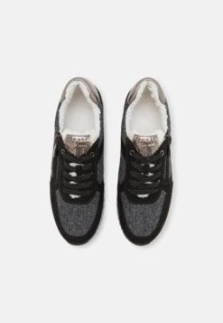 Marco Tozzi Sneakers BasseBlack Donna Sneakers M3111A1FW-Q11 -Vendite Scarpe Donna d4bf983a7bad460b852ed768d6c63bce