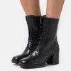 Marco Tozzi Stivaletti StringatiBlack Donna Stivaletti M3111N12U-Q11 2 Marco Tozzi Stivaletti StringatiBlack Donna Stivaletti M3111N12U-Q11 -Vendite Scarpe Donna d4f9f682e839418aa4d92ef2fec965d3