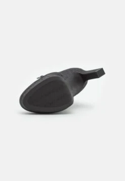 Marco Tozzi By Guido Maria KretschmerStivalettiBlack Metallic Donna Stivaletti M3111N12O-Q11 -Vendite Scarpe Donna ec2820f18ed545839a1955915babcaf2