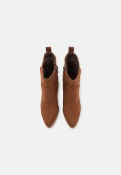 Marco Tozzi StivalettiCognac Donna Stivaletti M3111N10S-O11 13 Marco Tozzi StivalettiCognac Donna Stivaletti M3111N10S-O11 -Vendite Scarpe Donna ecb61393520b4939842596726caad681