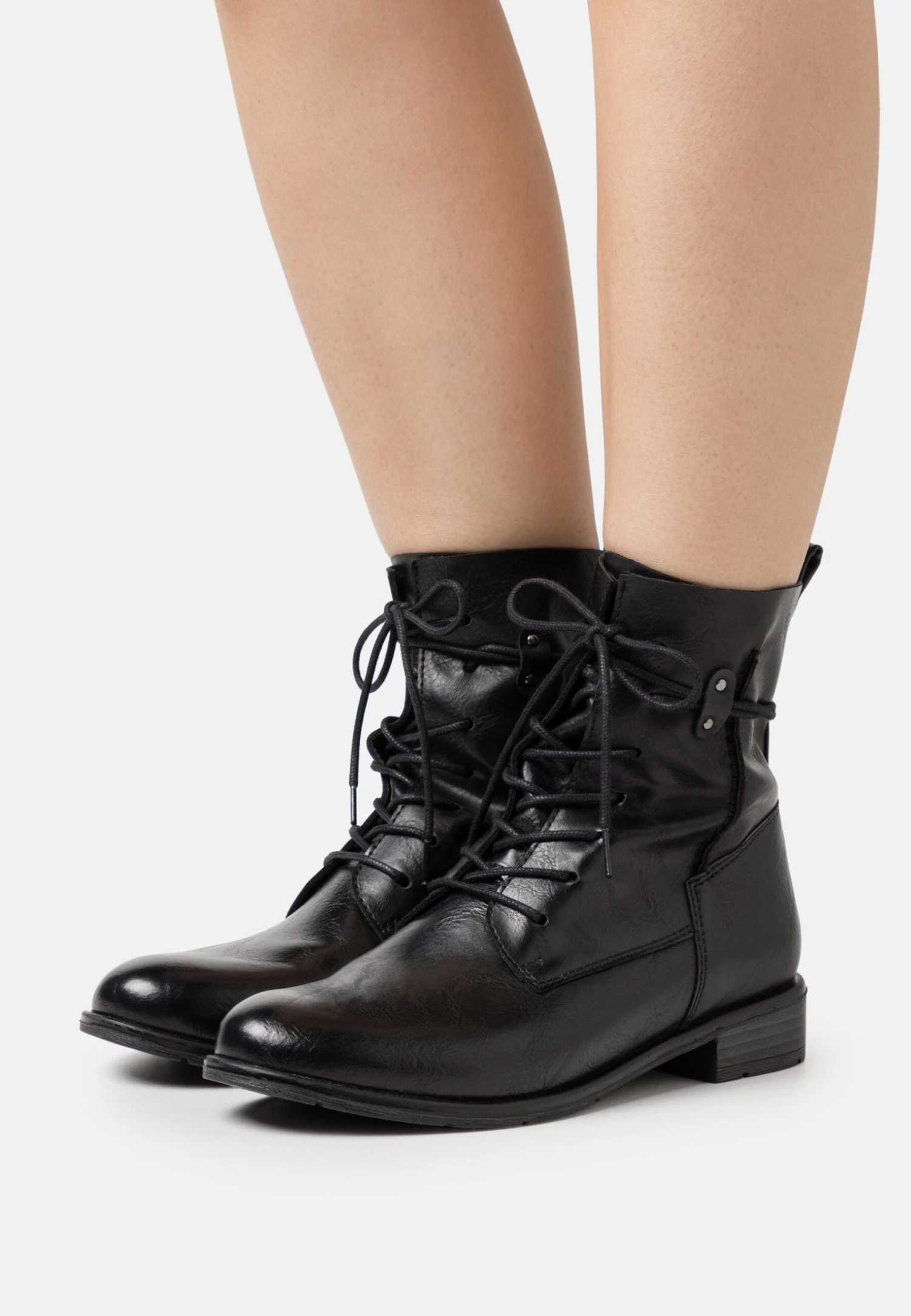 Marco Tozzi Stivaletti StringatiBlack Donna Stivaletti M3111N10U-Q11 3 Marco Tozzi Stivaletti StringatiBlack Donna Stivaletti M3111N10U-Q11