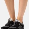 Marco Tozzi Sneakers BasseBlack Donna Sneakers M3111A1FW-Q11 -Vendite Scarpe Donna f001ca43eae3434ea5eb35d6971b2f62