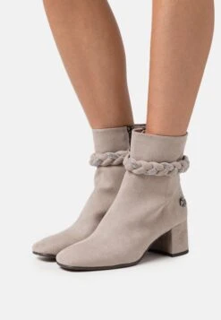 Marco Tozzi By Guido Maria KretschmerStivalettiTaupe Donna Stivaletti M3111N12M-B11